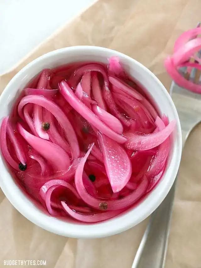 Image of How to Make Pickled Red Onions in 15 minutes recipe